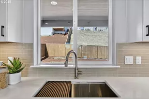 12157 SW Turnagain Dr, Tigard, OR 97224 - Photo 19