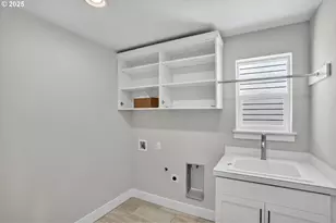 12157 SW Turnagain Dr, Tigard, OR 97224 - Photo 39