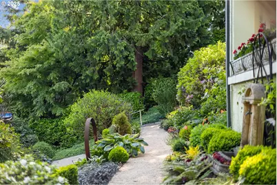 2844 SW Hillsboro St, Portland, OR 97239 - Photo 37