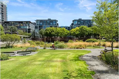 1075 NW Northrup St #220, Portland, OR 97209 - Photo 41