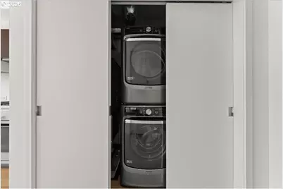 1075 NW Northrup St #220, Portland, OR 97209 - Photo 5