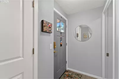 654 Cherry Dr #1, Eugene, OR 97401 - Photo 3