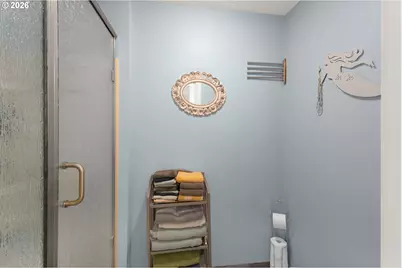 654 Cherry Dr #1, Eugene, OR 97401 - Photo 19