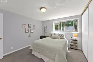 654 Cherry Dr, Eugene, OR 97401 - Photo 21