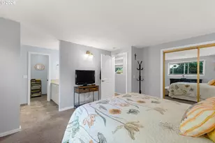 654 Cherry Dr, Eugene, OR 97401 - Photo 17