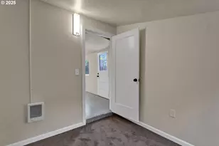 650 Tangent St, Lebanon, OR 97355 - Photo 17