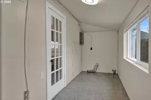 650 Tangent St, Lebanon, OR 97355 - Photo 23