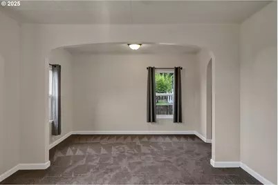 650 Tangent St, Lebanon, OR 97355 - Photo 7