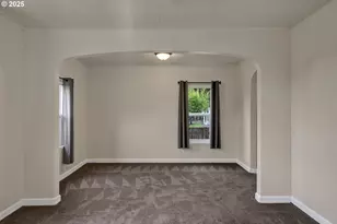 650 Tangent St, Lebanon, OR 97355 - Photo 7