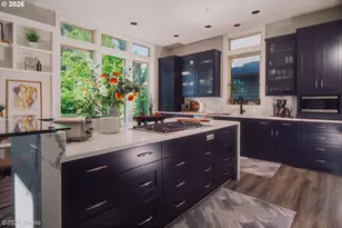 6797 SW Sean Michael Pl, Portland, OR 97225 - Photo 9
