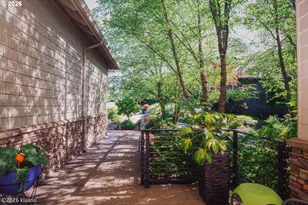 6797 SW Sean Michael Pl, Portland, OR 97225 - Photo 3