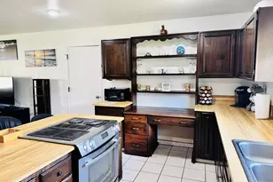 303 N Hwy 101, Gearhart, OR 97138 - Photo 9