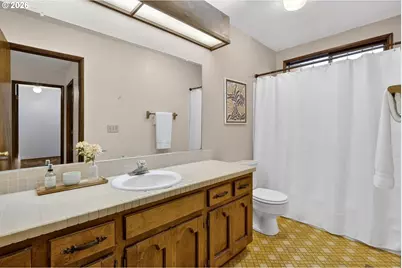 13790 SW Harness Ln, Beaverton, OR 97008 - Photo 29