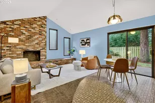 13790 SW Harness Ln, Beaverton, OR 97008 - Photo 11