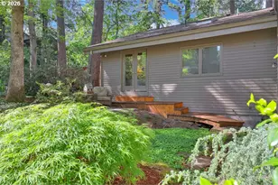 2677 Garfield St, Eugene, OR 97405 - Photo 39