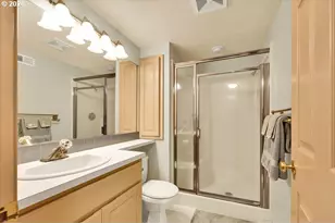 2677 Garfield St, Eugene, OR 97405 - Photo 33