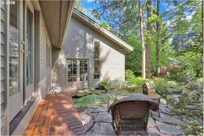 2677 Garfield St, Eugene, OR 97405 - Photo 41