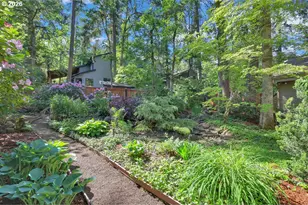 2677 Garfield St, Eugene, OR 97405 - Photo 45