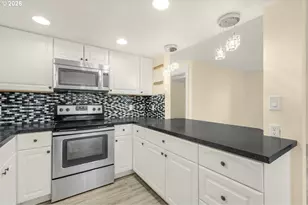 7306 NE 16th Ave, Vancouver, WA 98665 - Photo 5