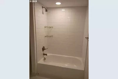 13247 SE Bush St, Portland, OR 97236 - Photo 33