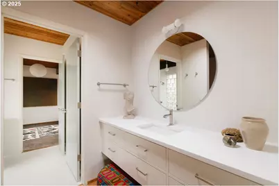 2720 NW Forest Ave, Beaverton, OR 97006 - Photo 25