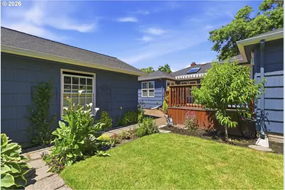 2219 Washington Way, Longview, WA 98632 - Photo 31