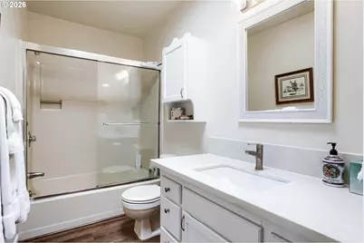 9834 SW Kable St, Portland, OR 97224 - Photo 15