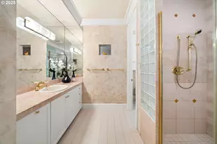 8212 NW Fruit Valley Rd, Vancouver, WA 98665 - Photo 25