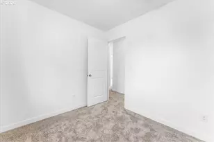 127 W Christy Ct, Yacolt, WA 98675 - Photo 27