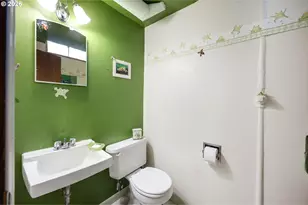 11647 SE 35th Ave, Milwaukie, OR 97222 - Photo 25