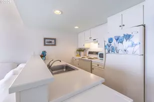 1116 SW 51st St, Lincoln City, OR 97367 - Photo 15