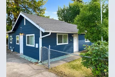 9946 N Lombard St, Portland, OR 97203 - Photo 1
