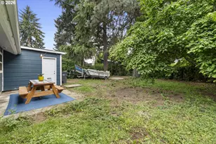 9946 N Lombard St, Portland, OR 97203 - Photo 25
