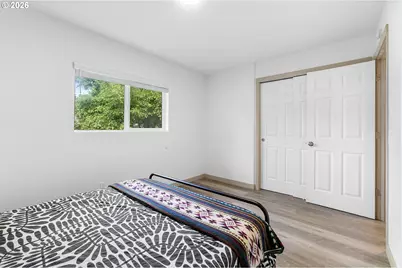 9946 N Lombard St, Portland, OR 97203 - Photo 21