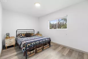 9946 N Lombard St, Portland, OR 97203 - Photo 19