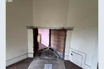 240 SE Davis St, McMinnville, OR 97128 - Photo 9