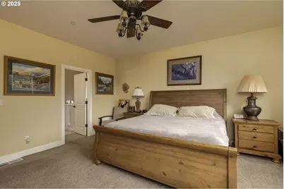 5101 NW Paradise Dr, Forest Grove, OR 97116 - Photo 9