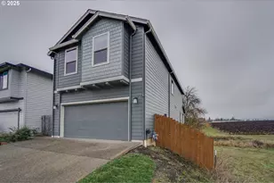 7036 N Montgomery Way, Ridgefield, WA 98642 - Photo 3