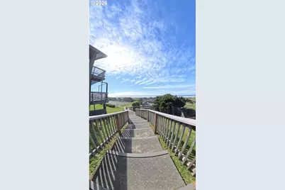 29134 Ellensburg Ave #1, Gold Beach, OR 97444 - Photo 43