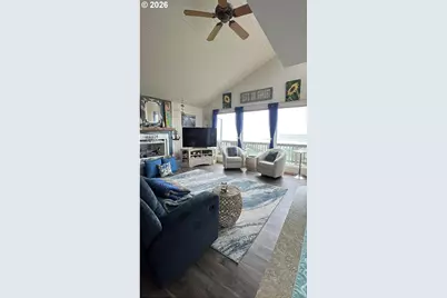 29134 Ellensburg Ave #1, Gold Beach, OR 97444 - Photo 9