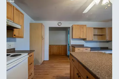 94428 Rink Creek Ln, Coquille, OR 97423 - Photo 9