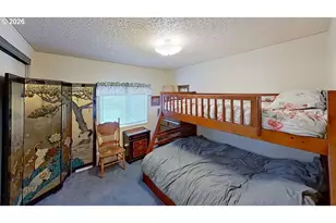 464 NE Kirby Ave, Roseburg, OR 97470 - Photo 17