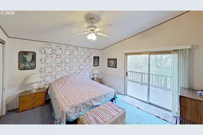 464 NE Kirby Ave, Roseburg, OR 97470 - Photo 21