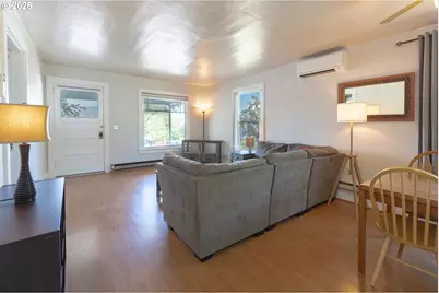 904 E 14th St, The Dalles, OR 97058 - Photo 9