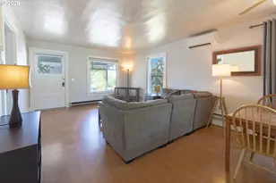 904 E 14th St, The Dalles, OR 97058 - Photo 9