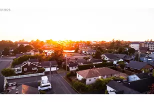 815 N King St, Seaside, OR 97138 - Photo 31