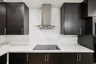 10501 NE 100th St, Vancouver, WA 98662 - Photo 9