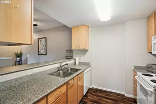 10800 SE 17th Cir, Vancouver, WA 98664 - Photo 9