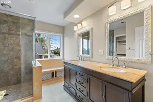 2525 NE Charlois Dr, Hillsboro, OR 97124 - Photo 31