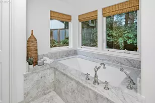 12723 Adrian Ct, Lake Oswego, OR 97034 - Photo 29